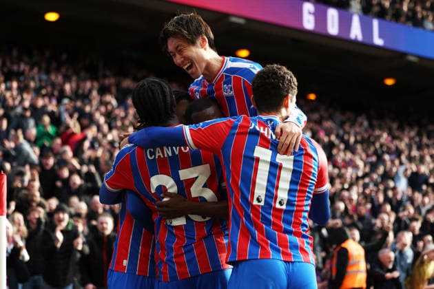 Crystal Palace v Wolverhampton Wanderers - Premier League Evann Guessand of Crystal Palace celebrates with his teammates after scoring during the Premier League match between Crystal Palace and Wolverhampton Wanderers at Selhurst Park in London, England, on February 22, 2026. London Greater London United Kingdom  Copyright: xMIxNewsx originalFilename:fletcher-crystalp260222_npPVb.jpg