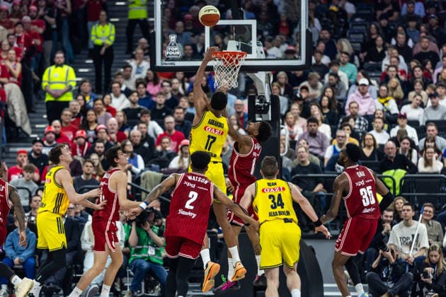 GER, BMW Top Four, Basketball BBL Pokal, Final, BMA365 Bamberg Baskets ALBA Berlin 22 02 2026, SAP Garden, Munich, GER, BMW Top Four, Basketball BBL Pokal, Final, BMA365 Bamberg Baskets ALBA Berlin Norris Agbakoko ALBA Berlin 17 Photo Alexander Trienitz Munich SAP Garden Bayern Germany