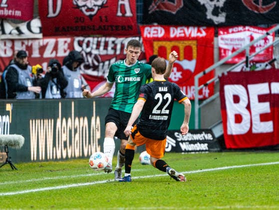 Jano ter Horst SC Preussen Muenster, 27 in duel against Mika Haas 1 FC Kaiserslautern, 22 Preussen Muenster vs 1 FC Kaiserslautern, Soccer, 2 Bundesliga, Matchday 23, Season 2025 2026, 22 02 2026 DFL REGULATES PROHIBIT ANY USE OF PHOTOGRAPHS AS IMAGE SEQUENCES AND OR QUASI VIDEO, Preussen Muenster vs 1 FC Kaiserslautern, Football, 2 Bundesliga, Matchday 23, Season 2025 2026, 22 02 2026 Muenster Copyright: xEibner-Pressefoto DamianxKruczynx EP_DKI