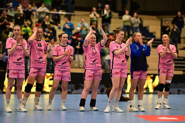 Handball I Women I Season 2025 2026 I EHF European League I VfL Oldenburg Tertnes Bergen I 22 02 2026 Cheers, excitement, enthusiasm, euphoria, joy, happiness, cheerfulness at Tertnes Bergen Women after the match against VfL Oldenburg Women Buxtehude Halle Nord NEW Lower Saxony Germany Copyright: xLobeca FelixxSchlikisx