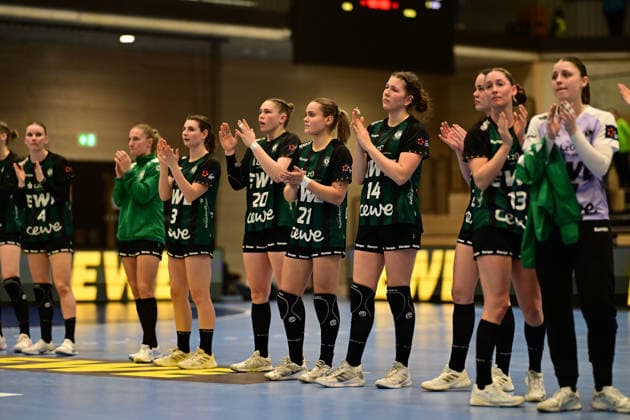 Handball I Women I Season 2025 2026 I EHF European League I VfL Oldenburg Tertnes Bergen I 22 02 2026 Looks disappointed, saddened, depressed, frustrated, crestfallen, offended, dejected, dissatisfied, disillusioned, in a bad mood VfL Oldenburg Women after the defeat against Tertnes Bergen Women Buxtehude Halle Nord NEU Niedersachsen Germany Copyright: xLobeca FelixxSchlikisx