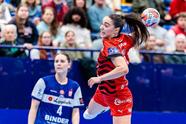 Borbala Ballai MOL Esztergom, 13 in goal GER, HSG Blomberg Lippe GER vs MOL Esztergom HUN , Handball, EHF European League Women, Group Phase, 22 02 2026 GER, HSG Blomberg Lippe GER vs MOL Esztergom HUN , Handball, EHF European League Women, Group Phase, 22 02 2026 Lemgo Copyright: xEibner-Pressefoto JanxRollingerx EP_JSK