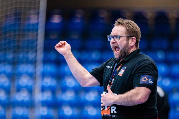Steffen Birkner HSG Blomberg Lippe, Trainer aergert sich auf GER, HSG Blomberg Lippe GER vs MOL Esztergom HUN , Handball, EHF European League Women, Group Phase, 22 02 2026 GER, HSG Blomberg Lippe GER vs MOL Esztergom HUN , Handball, EHF European League Women, Group Phase, 22 02 2026 Lemgo Copyright: xEibner-Pressefoto JanxRollingerx EP_JSK