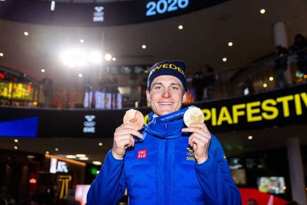 260222 Martin Ponsiluoma of the Swedish national biathlon team poses for a portrait with his gold and bronze medal during a homecoming celebration event after returning home from the 2026 Winter Olympics on February 22, 2026 in Stockholm. Photo: Caisa Rasmussen BILDBYRAN COP 353 CR0030 skidskytte biathlon skiskyting Olympic Games, Olympische Spiele, Olympia, OS olympics winter olympics os ol olympiska spel vinter-os olympiske leker milano cortina 2026 milan cortina 2026 milano cortina 2026 olympic games milano cortina 2026 winter olympic games milano cortina-os milano cortina-ol vinter-ol 12 bbeng sverige *** 260222 Martin Ponsiluoma of the Swedish national biathlon team poses for a portrait with his gold and bronze medal during a homecoming celebration event after returning home from the 2026 Winter Olympics on February 22, 2026 in Stockholm Photo Caisa Rasmussen BILDBYRAN COP 353 CR0030 biathlon biathlon olympic games olympics winter olympics os olympiska spel vinter os olympiske leker milano cortina 2026 milan cortina 2026 milano cortina 2026 olympic games milano cortina 2026 winter olympic games milano cortina os milano cortina ol vinter ol 12 bbeng sverige  Copyright: CAISAxRASMUSSEN BB260222ZU095
