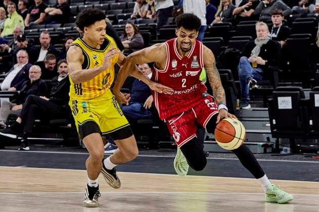 German Basketball League BBL Cup, BMA365 Bamberg BASKETS vs ALBA Berlin, Berlin ALBA, Bamberg BMA365 BASKETS, 2026 02 22 in Munich SAP Garden KAYIL Jack ALBA Berlin Point Guard PG Nr7 BER7 , WATSON Ibi BMA365 Bamberg BASKETS Small Forward SF Nr2 BAM2 sportworld Munich SAP Garden Bayern Germany