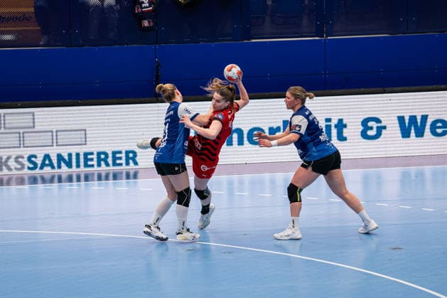 HSG Blomberg Lippe GER vs MOL Esztergom HUN , Handball, EHF European League Women, Group Phase, 22 2 2026, Season 2025 2026, Lemgo Fanni Horvath MOL Esztergom, 08 in goal Lemgo Phoenix Contact Arena Germany