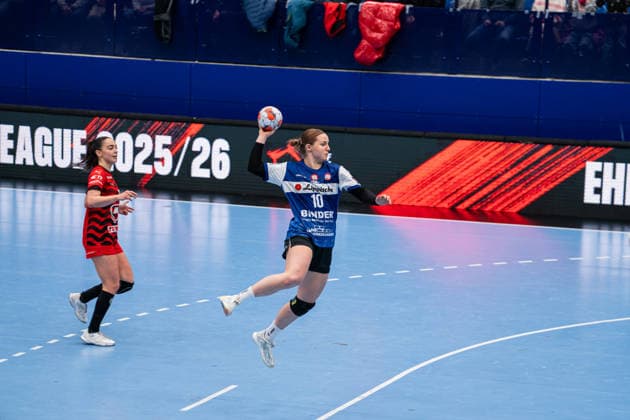 HSG Blomberg Lippe GER vs MOL Esztergom HUN , Handball, EHF European League Women, Group Phase, 22 2 2026, Season 2025 2026, Lemgo Maxi Muehlner HSG Blomberg Lippe, 10 in goal Lemgo Phoenix Contact Arena Germany