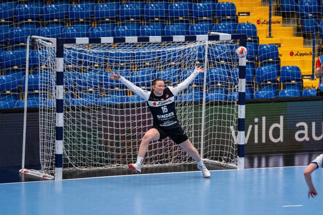 HSG Blomberg Lippe GER vs MOL Esztergom HUN , Handball, EHF European League Women, Group Phase, 22 2 2026, Season 2025 2026, Lemgo Melanie Veith HSG Blomberg Lippe, 16 in goal, at a 7 meter Lemgo Phoenix Contact Arena Germany