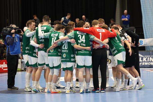 GER, 1 DAIKIN HBL, Bergischer HC vs Fuechse Berlin 22 02 2026, Mitsubishi Electric HALLE, Duesseldorf, GER, 1 DAIKIN HBL, Bergischer HC vs Fuechse Berlin , in the picture team circle Berlin nordphotoxGmBHx xMeuter nph00351
