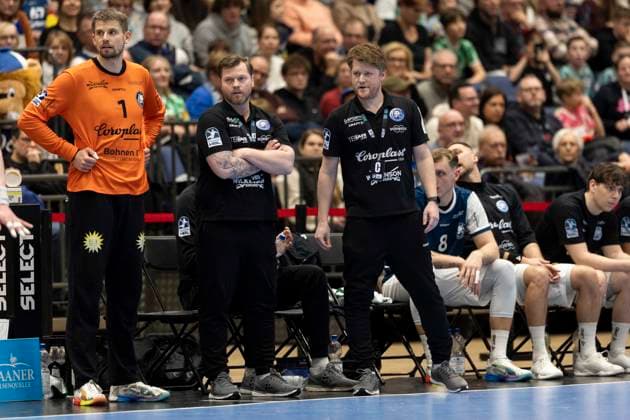 1 Handball Bundesliga Bergischer HC vs Füchse Berlin, 22 02 2026 DUESSELDORF, GERMANY FEBRUARY 22 Markus Pütz coach Bergischer HC and Arnor Gunnarsson coach Bergischer HC during the HBL Bundesliga match between 1 Handball Bundesliga Bergischer HC vs Füchse Berlin at Mitsubishi Electric HALLE on Matchday 22 February 22, 2026 in Duesseldorf, Germany Copyright: xBEAUTIFULxSPORTS KennyxBeelex