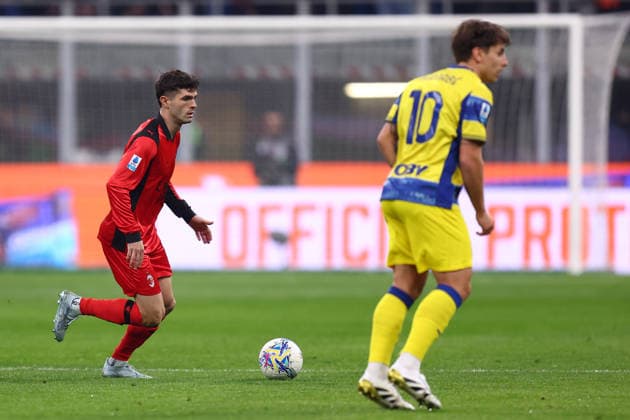Christian Pulisic (Ac Milan) controls the ball, Serie A, AC Milan v Parma Calcio 1913, Giuseppe Meazza, February 22, 2026, Milan, Italy.