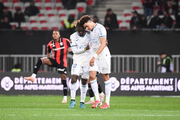 OGC Nice v FC Lorient - Ligue 1 McDonald s 2025 2026 12 Bamba DIENG (fcl) - 08 Noah CADIOU (fcl) during the Ligue 1 McDonald s match between Nice and Lorient at Allianz Riviera on February 22, 2026 in Nice, France. Nice France  Copyright: xFEPx 776348295