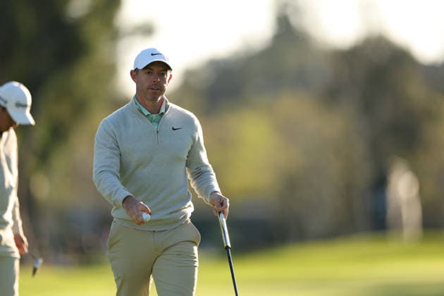 February 22, 2026, Pacific Palisades, California, USA: RORY MCILROY waves to fans after scoring a birdie on the 17th hole during the second round of the Genesis Invitational at the Riviera Country club in Pacific Palisades, California. Golf_PGATour_Genesis_Invitational  - ZUMAt158 20260222_zsp_t158_032 Copyright: xBrentonxTsex
