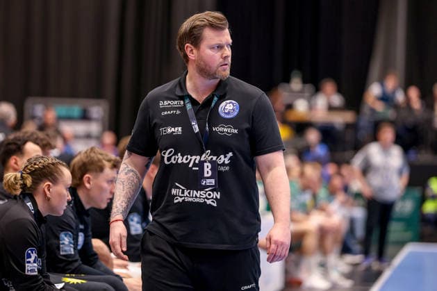 22 02 2026, Handball, HBL, Bergischer HC Füchse Berlin, Mitsubishi Electric HALLE Düsseldorf Head Coach Arnor Gunnarsson BHC hc Nordrhein Westfalen Germany