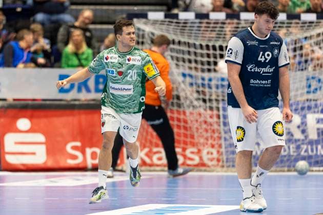 1 Handball Bundesliga Bergischer HC vs Füchse Berlin, 22 02 2026 DUESSELDORF, GERMANY FEBRUARY 22 Cheers from Tim Freihöfer 20, Füchse Berlin during the HBL Bundesliga match between 1 Handball Bundesliga Bergischer HC vs Füchse Berlin at Mitsubishi Electric HALLE on matchday 22 February 22, 2026 in Duesseldorf, Germany Copyright: xBEAUTIFULxSPORTS KennyxBeelex