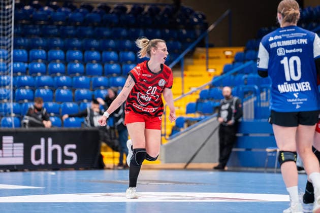HSG Blomberg Lippe GER vs MOL Esztergom HUN , Handball, EHF European League Women, Group Phase, 22 2 2026, Season 2025 2026, Lemgo Apollonia Szmolek MOL Esztergom, 20 cheers after a goal Lemgo Phoenix Contact Arena Germany