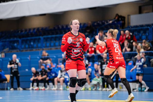 HSG Blomberg Lippe GER vs MOL Esztergom HUN , Handball, EHF European League Women, Group Phase, 22 2 2026, Season 2025 2026, Lemgo Lea Farago MOL Esztergom, 30 cheers after a goal Lemgo Phoenix Contact Arena Germany