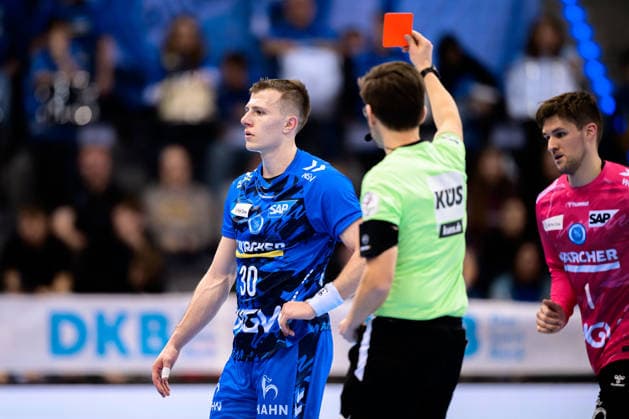 Stuttgart HBL 25 26 TVB Stuttgart TSV Hannover Burgdorf Marco Mengon Stuttgart sees red card Stuttgart Porsche Arena Baden Württemberg Germany