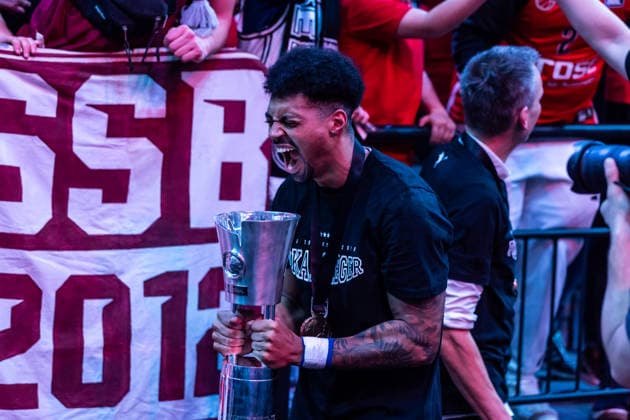 GER, BMW Top Four, Basketball BBL Pokal, Final, BMA365 Bamberg Baskets ALBA Berlin 22 02 2026, SAP Garden, Munich, GER, BMW Top Four, Basketball BBL Pokal, Final, BMA365 Bamberg Baskets ALBA Berlin Ibi Watson BMA365 Bamberg Baskets, 2 with the BBL Pokal Photo Alexander Trienitz Munich SAP Garden Bayern Germany
