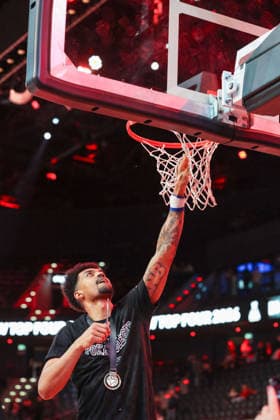 Demarcus Demonia BMA365 Bamberg Baskets, 08 cuts the net off the basket, GER, BMA365 Bamberg Baskets vs Alba Berlin, Basketball, BBL Pokal, BMW TOP FOUR, Final, Season 2025 2026, 22 02 2026, GER, BMA365 Bamberg Baskets vs Alba Berlin, Basketball, BBL Pokal, BMW TOP FOUR, Final, Season 2025 2026, 22 02 2026 Muenchen Copyright: xEibner-Pressefoto JennixMaulx EP_JML