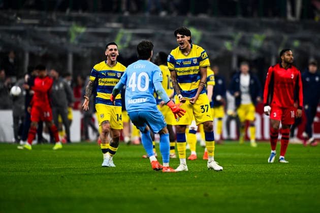 2026-02-22 AC Milan v Parma Calcio 1913 - Serie A MILAN, ITALY - FEBRUARY 22: Mariano Troilo of Parma Calcio, Edoardo Corvi of Parma Calcio, Emanuele Valeri of Parma Calcio during the Serie A match between AC Milan and Parma Calcio 1913 at Giuseppe Meazza Stadium on February 22, 2026 in Milan, Italy. (Photo by Alberto Gandolfo BSR Agency) Milan Italy Content not available for redistribution in The Netherlands directly or indirectly through any third parties. Copyright: xBSRxAgencyx