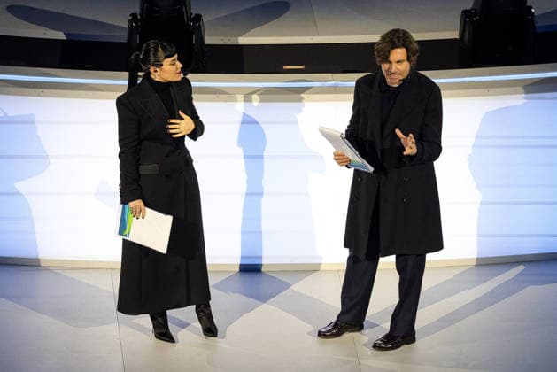 Winter Olympics - Closing Ceremony - Verona Annie Mazzola and Federico Russo presenters during the Closing Ceremony of the Olympic Winter games, Winterspiele,Spiele, Summer games Milano-Cortina 2026,on February 22, 2026 at Arena di Verona in Verona, Italy. Photo by Sergio Bisi IPA ABACAPRESS.COM Verona Italy  Copyright: xIPA ABACAx