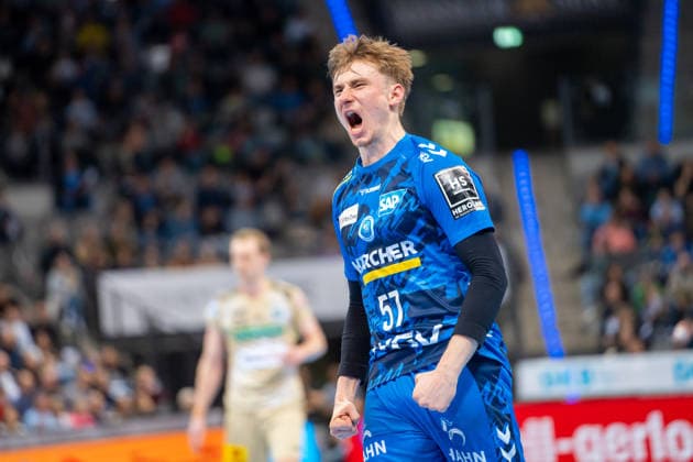 Handball I Men I Season 2025 2026 I Bundesliga I 22 Matchday I TVB Stuttgart TSV Hannover Burgdorf I 22 02 2026 Jakob Nigg 57, TVB Stuttgart jubelt Stuttgart Porsche Arena Baden Württemberg Germany Copyright: xLobeca MaxxPetershansx