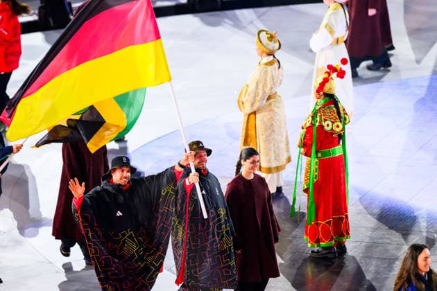 260222 Flag bearer Tobias Wendl and Tobias Arlt of Germany during the Closing Ceremony of the 2026 Winter Olympics on February 22, 2026 in Verona. Photo: Emma Wallskog BILDBYRAN kod EW MB1342 Olympic Games, Olympische Spiele, Olympia, OS olympics winter olympics os ol olympiska spel vinter-os olympiske leker milano cortina 2026 milan cortina 2026 milano cortina 2026 olympic games milano cortina 2026 winter olympic games milano cortina-os milano cortina-ol vinter-ol 16 bbeng avslutningsceremoni closing ceremony *** 260222 Flag bearer Tobias Wendl and Tobias Arlt of Germany during the Closing Ceremony of the 2026 Winter Olympics on February 22, 2026 in Verona Photo Emma Wallskog BILDBYRAN code EW MB1342 olympic games olympics winter olympics os ol olympiska spel vinter os olympiske leker milano cortina 2026 milan cortina 2026 milano cortina 2026 olympic games milano cortina 2026 winter olympic games milano cortina os milano cortina ol vinter ol 16 bbeng avslutningsceremoni closing ceremony  Copyright: EMMAxWALLSKOG BB260222EW042