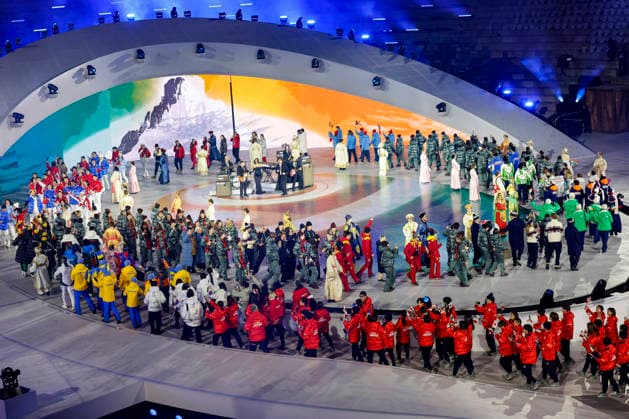 Athletes from all participating countries arrive during the Closing Ceremony of the Milano Cortina 2026 Olympic Games, Olympische Spiele, Olympia, OS at Verona Arena in Verona, Italy, on Sunday, February 22, 2026. Norway won the most medals with a total of 41, with the United States following at 33.  ITA20260222122 AARONxJOSEFCZYK