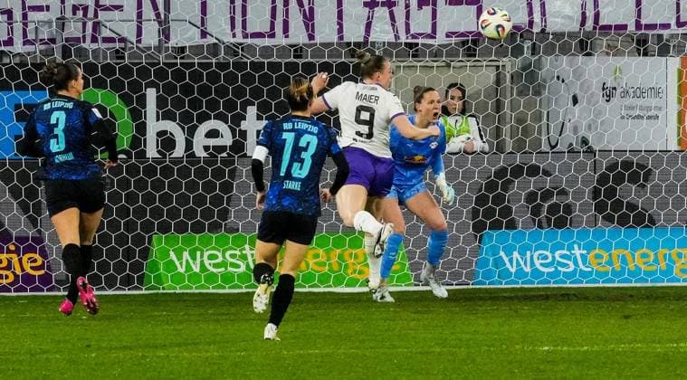 Womens football in Essen FOR EDITORIAL PURPOSES ONLY EDITORIAL USE ONLY p Ramona Maier scorer for 1 0 from SGS Essen in the match against Elvira Johanna Herzog from RB Leipzig The match SGS Essen against SV Werder Bremen ended on 22 02 2026 with 2 2 in the stadium Essen at Hafenstraße 97a Michael Gohl FUNKE Foto Services p Sport Deutschland Nordrhein Westfalen Essen Copyright MichaelxGohl Copyright: MichaelxGohl doc84ovo3olcm9el53yerv ,EDITORIAL USE ONLY Copyright: MichaelxGohl