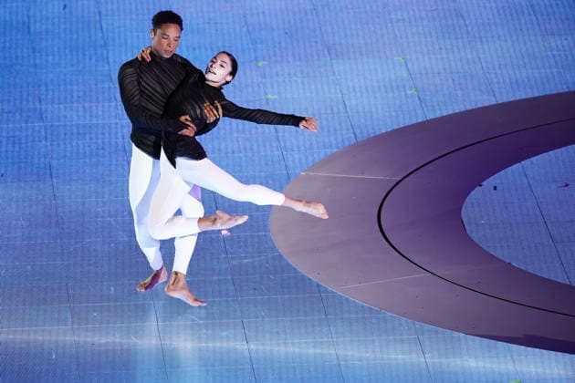 ITALY, VERONA - FEBRUARY 22, 2026: Dancers perform during the closing ceremony of the 2026 Winter Olympic Games, Olympische Spiele, Olympia, OS at Verona Olympic Arena 2026 Winter Olympics: Closing Ceremony  - ZUMAt113 20260222_zaa_t113_566 Copyright: xMikhailxTereshchenkox