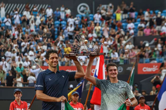 RIO DE JANEIRO (RJ), 22 02 2026- SPORTS TENNIS RIO OPEN - RIO OPEN 2026 ATP, Tennis Herren 500 - Doubles Final, match between Joao FONSECA (BRA) and Marcelo MELO (BRA) champions of Doubles Rio Open 2026, held at the Jockey Club Brasileiro, Rio de Janeiro, this Sunday (22). (Photo: Renan Areias Photo Premium SPP) (Renan Areias, Renan Areias SPP) Copyright: xRenanxAreias,xRenanxAreiasx xSPPx spp-en-ReArReAr-renan_areias_photo_premium_343901