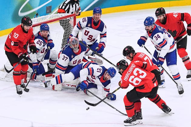 HELLEBUYCK Connor Torwart Team USA Olympiasieger Eishockey Spiel Kanada - USA Finale 1 : 2 Olympics - Olympische Winterspiele 2026 Mailand - Cortina 06 - 22 Februar 2026 in Italien am 22.02.2026 in Mailand *** HELLEBUYCK Connor Goaltender Team USA Olympic Champion Ice Hockey Game Canada USA Final 1 2 Olympics Olympic Winter Games 2026 Milan Cortina 06 February 22, 2026 in Italy on February 22, 2026 in Milan Copyright: xx