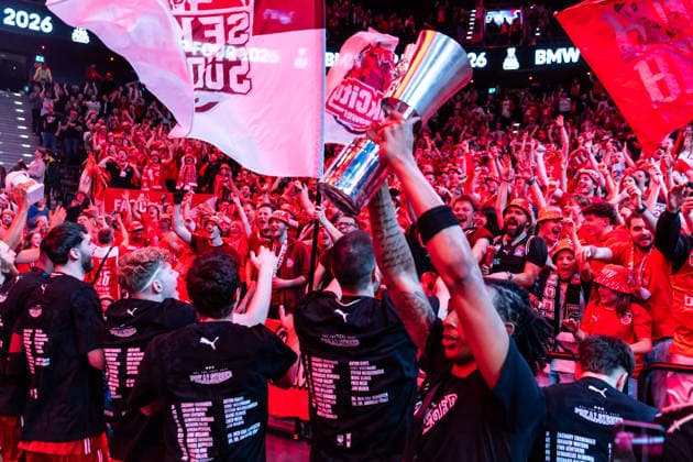 GER, BMW Top Four, Basketball BBL Pokal, Final, BMA365 Bamberg Baskets ALBA Berlin 22 02 2026, SAP Garden, Munich, GER, BMW Top Four, Basketball BBL Pokal, Final, BMA365 Bamberg Baskets ALBA Berlin Demarcus Demonia BMA365 Bamberg Baskets, 8 with the BBL Pokal Photo Alexander Trienitz Munich SAP Garden Bayern Germany