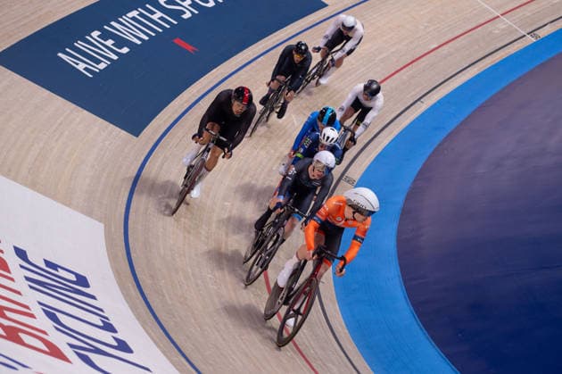 Action from the second heat of the Mens Points Race. Lloyds National Track cycling, Rad, Radsport, Bahnrad, Bahn Championship, National Cycling Centre, Manchester, England, 22nd Feb 2026. Copyright: xSeanxWalshx Sportspressphoto_SPR96561