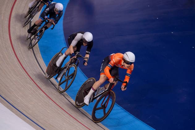 Action from the second heat of the Mens Points Race. Lloyds National Track cycling, Rad, Radsport, Bahnrad, Bahn Championship, National Cycling Centre, Manchester, England, 22nd Feb 2026. Copyright: xSeanxWalshx Sportspressphoto_SPR96564
