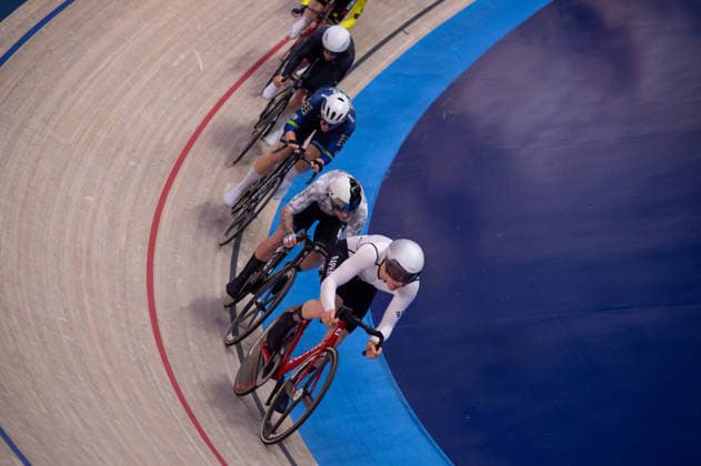 Action from the second heat of the Mens Points Race. Lloyds National Track cycling, Rad, Radsport, Bahnrad, Bahn Championship, National Cycling Centre, Manchester, England, 22nd Feb 2026. Copyright: xSeanxWalshx Sportspressphoto_SPR96570