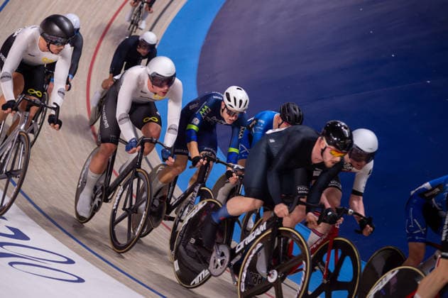 Action from the second heat of the Mens Points Race. Lloyds National Track cycling, Rad, Radsport, Bahnrad, Bahn Championship, National Cycling Centre, Manchester, England, 22nd Feb 2026. Copyright: xSeanxWalshx Sportspressphoto_SPR96574