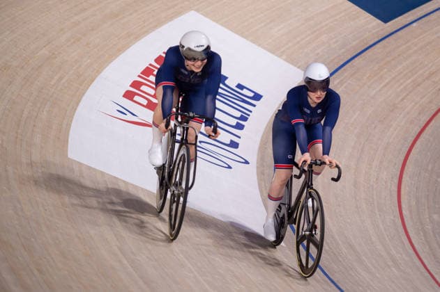 Lauren Bell and Rhian Edmunds after the Womens Sprint quarter finals. Lloyds National Track cycling, Rad, Radsport, Bahnrad, Bahn Championship, National Cycling Centre, Manchester, England, 22nd Feb 2026. Copyright: xSeanxWalshx Sportspressphoto_SPR96584
