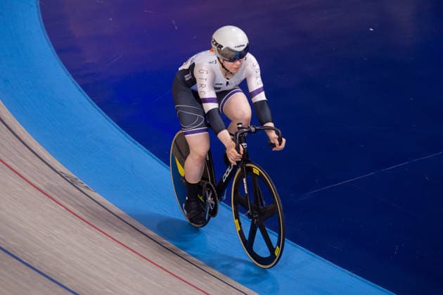 Ellie Stone in action in the Womens Sprint quarter finals. Lloyds National Track cycling, Rad, Radsport, Bahnrad, Bahn Championship, National Cycling Centre, Manchester, England, 22nd Feb 2026. Copyright: xSeanxWalshx Sportspressphoto_SPR96604