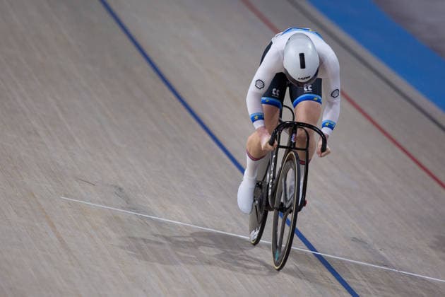 Emma Finucane in action in the Womens Sprint semi final. Lloyds National Track cycling, Rad, Radsport, Bahnrad, Bahn Championship, National Cycling Centre, Manchester, England, 22nd Feb 2026. Copyright: xSeanxWalshx Sportspressphoto_SPR96619