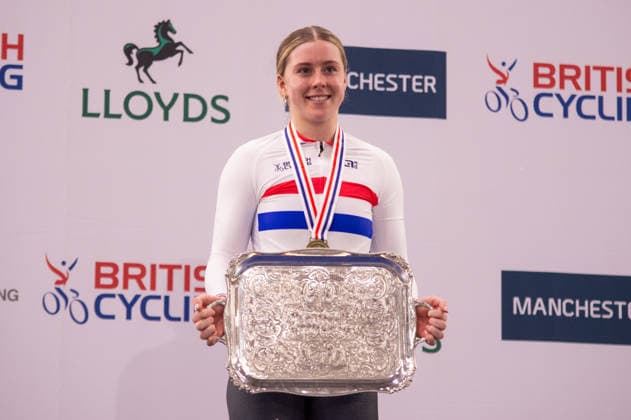 Emma Finucane on the podium after winning the Womens Sprint. Lloyds National Track cycling, Rad, Radsport, Bahnrad, Bahn Championship, National Cycling Centre, Manchester, England, 22nd Feb 2026. Copyright: xSeanxWalshx Sportspressphoto_SPR96646