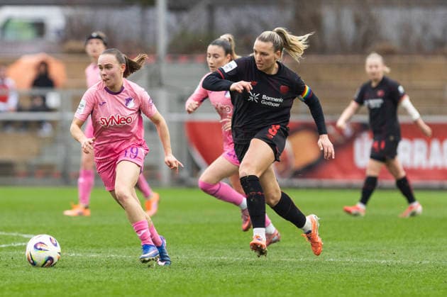 Google Pixel Frauen Bundesliga Bayer 04 Leverkusen TSG 1899 Hoffenheim 22 02 2026 Marie Steiner TSG 1899 Hoffenheim, 19 , Melissa Friedrich Bayer 04 Leverkusen, 3 on matchday 19 of the Google Pixel Frauen Bundesliga in the match between Bayer 04 Leverkusen and TSG 1899 Hoffenheim on 22 02 2026 at Ulrich Haberland Stadion in Leverkusen Copyright: xBEAUTIFULxSPORTS Meuselx