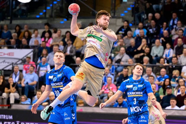 Stuttgart HBL 25 26 TVB Stuttgart TSV Hannover Burgdorf Thomas Alfred Solstad Hannover Stuttgart Porsche Arena Baden Württemberg Germany