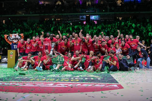 BASKET - Coppa Italia - Frecciarossa Final Eight 2026 - Final - EA7 Emporio Armani Milano vs Bertram Derthona Tortona EA7 Emporio Armani Milano lifts the cup after winning the final match against Bertram Derthona Tortona for the Final Eight of the Coppa Italia Frecciarossa LBA 2026, at the Inalpi Arena in Turin. Turin Italy  Copyright: xIPAxSport ABACAx