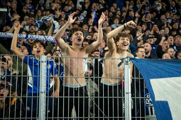 FOOTBALL : Racing Strasbourg vs Olympique Lyonnais - ligue 1 - Strasbourg - 21 2 26 Ambiance avec des supporters de l equipe de racing Strasbourg  Copyright: xx