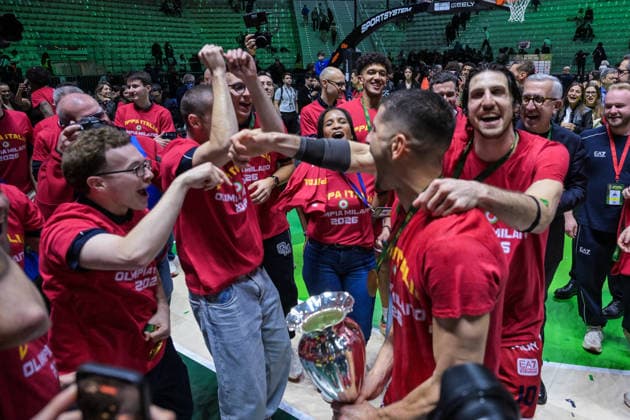 BASKET - Coppa Italia - Frecciarossa Final Eight 2026 - Final - EA7 Emporio Armani Milano vs Bertram Derthona Tortona EA7 Emporio Armani Milano celebrates with the cup after winning the final match against Bertram Derthona Tortona for the Final Eight of the 2026 Coppa Italia Frecciarossa LBA, at the Inalpi Arena in Turin. Turin Italy  Copyright: xIPAxSport ABACAx