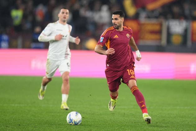 CALCIO - Serie A - AS Roma vs US Cremonese Zeki Celik of AS Roma during the match of 26th day of the Serie A Championship between A.S.Roma and U.S.Cremonese at the Olimpico Stadium on Feb 22, 2026 in Rome, Italy. during AS Roma vs US Cremonese, Italian soccer Serie A match in Rome, Italy, February 22 2026 Rome Italy  Copyright: xIPAxSport ABACAx