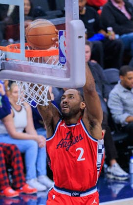 February 22, 2026, Inglewood, California, USA: Kawhi Leonard 2 of the Los Angeles Clippers dunks the ball during a NBA, Basketball Herren, USA regular season game against the Orlando Magic on Sunday February 22, 2026 at Intuit Dome Arena in Inglewood, California. JAVIER ROJAS PI Inglewood USA - ZUMAp124 20260222_zaa_p124_086 Copyright: xJavierxRojasx