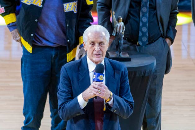 February 22, 2026, Los Angeles, California, United States: Pat Riley is honored during halftime of an NBA, Basketball Herren, USA basketball game between the Boston Celtics and Los Angeles Lakers on February 22, 2026 at Crypto.Com Arena in Los Angeles, California. Los Angeles United States - ZUMAs197 20260222_aaa_s197_305 Copyright: xRingoxChiux